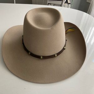 Vintage Akubra hat